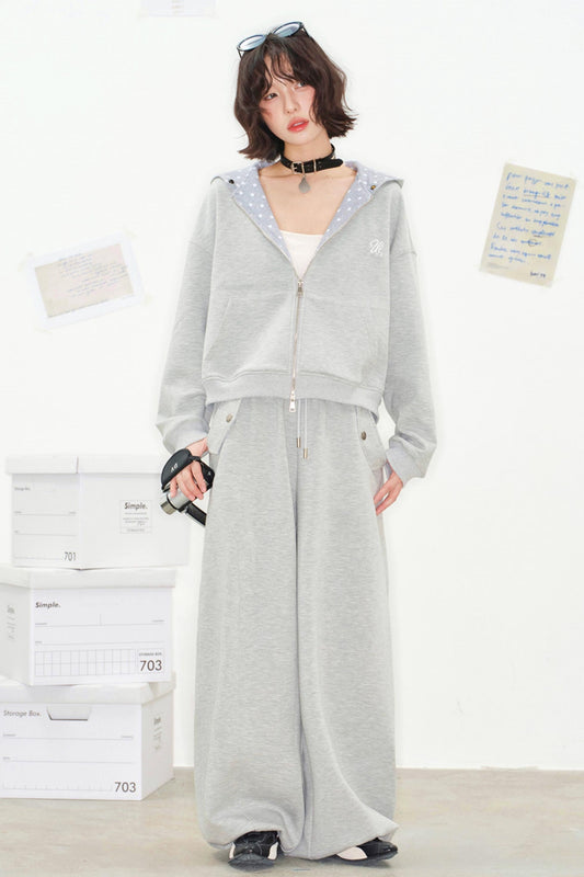 Mode Hoodie + Loose Pants