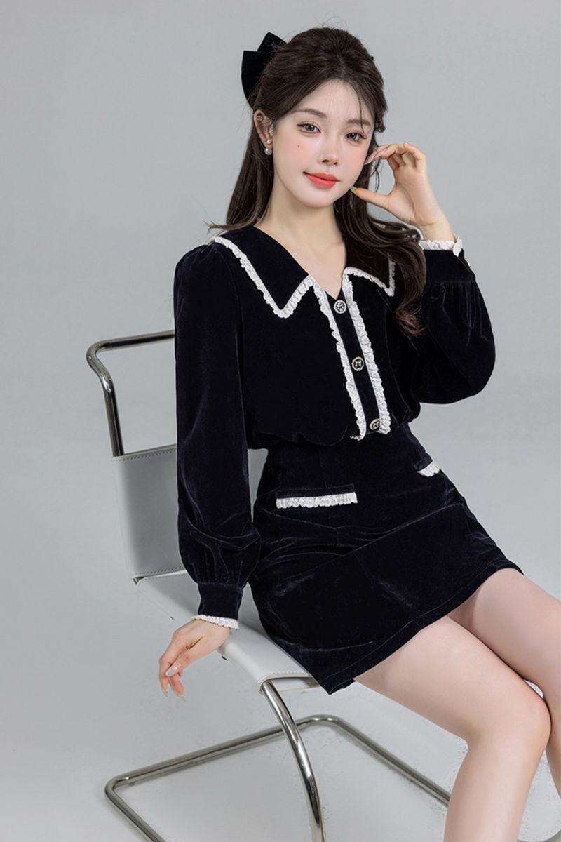 Black Velvet Doll Collar Dress