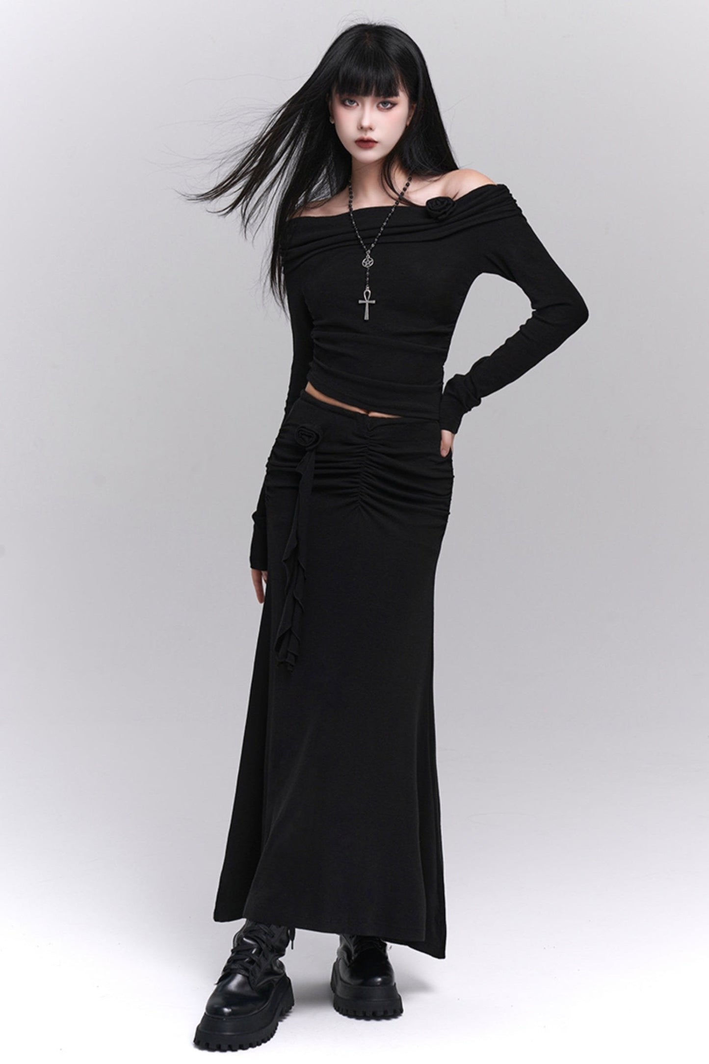 Sweet Spicy One-shoulder Set