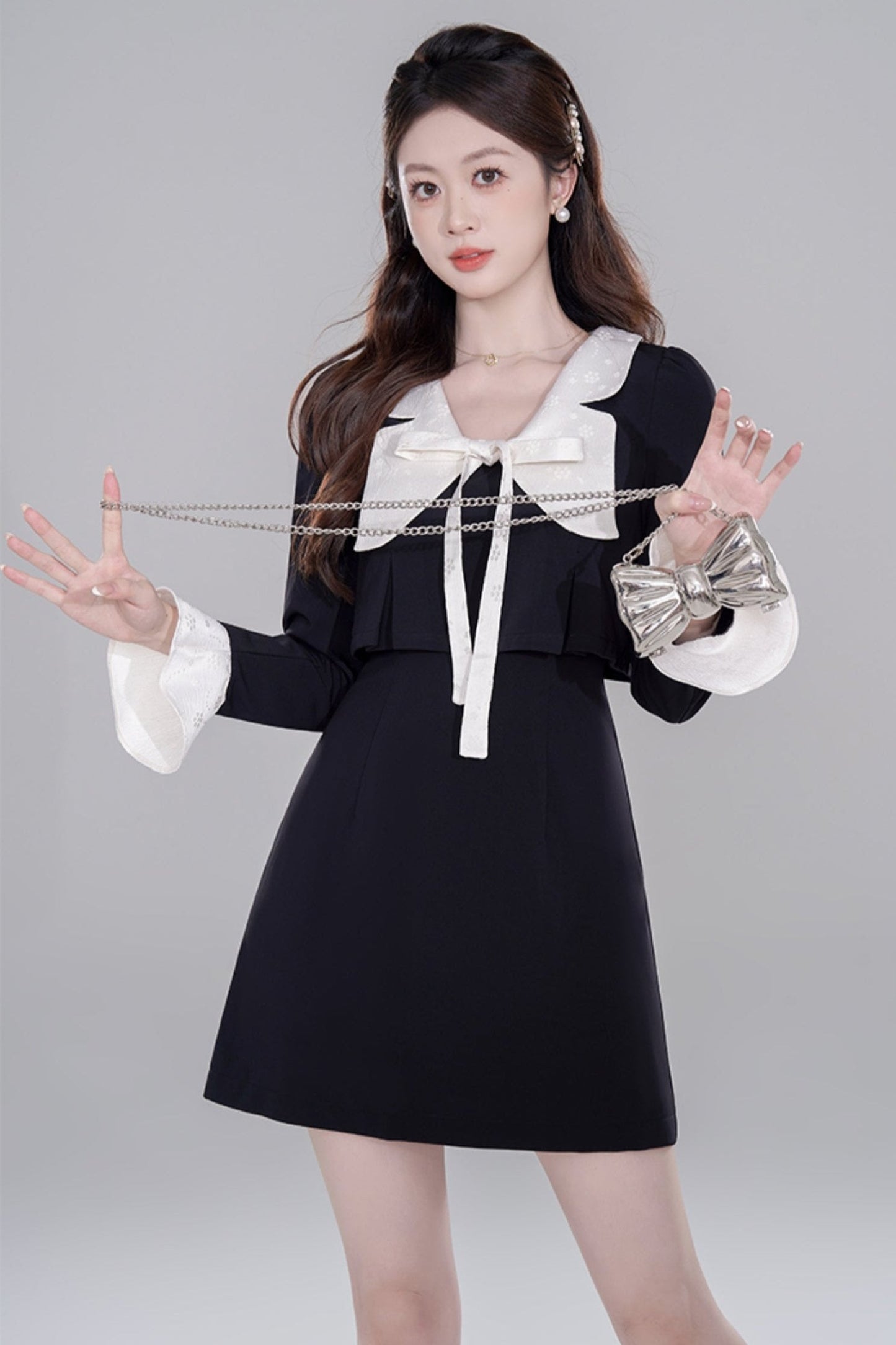 Black Neck Rich Daughter Dress