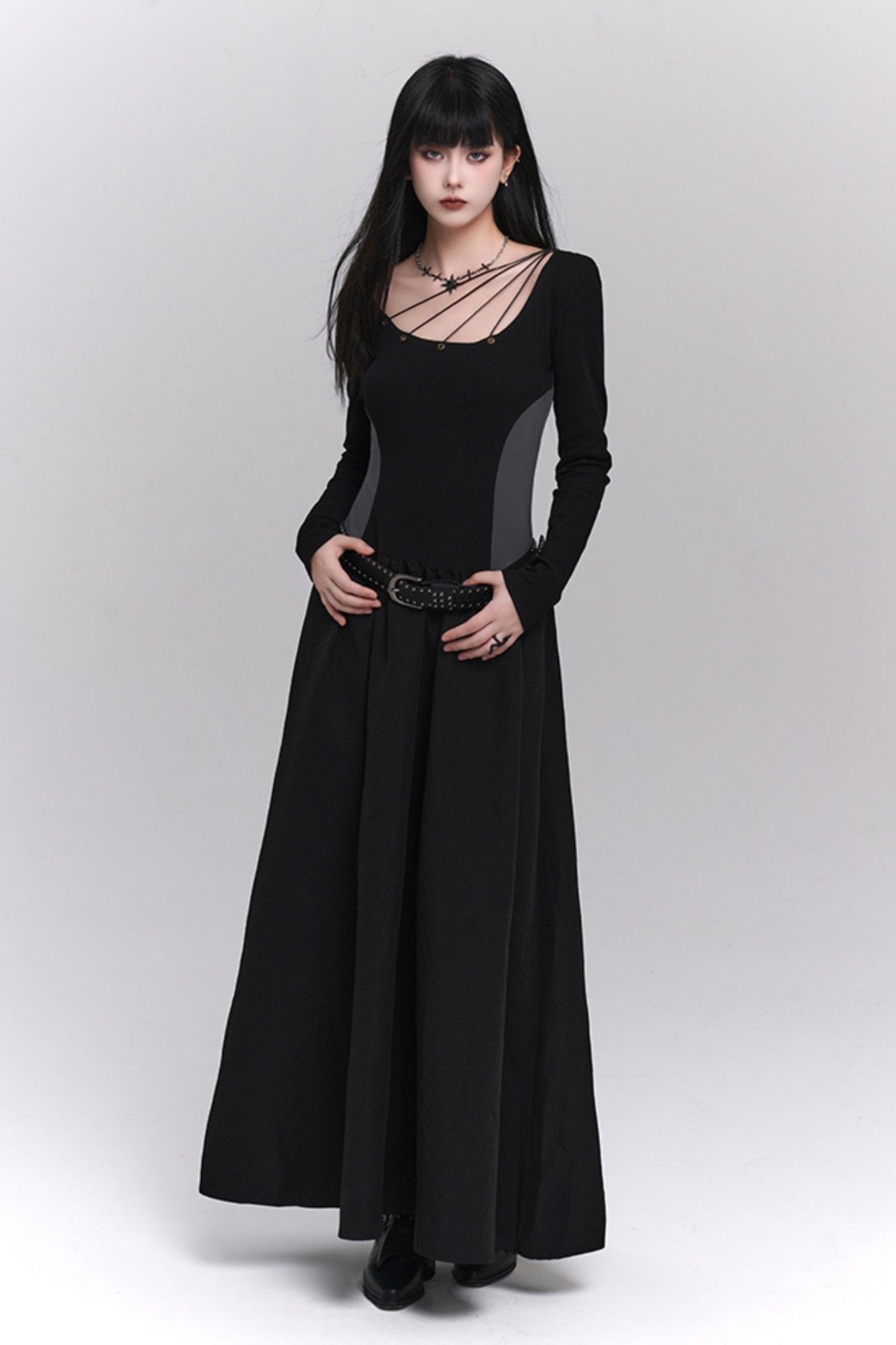 Cold Niche Early Autumn Dress
