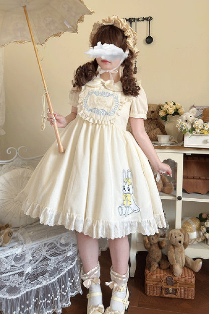 Vintage Style Dress with a Modern Fit