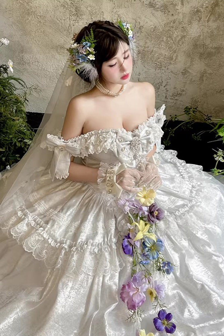 Subtly Elegant Dress with a Refined Vintage Look