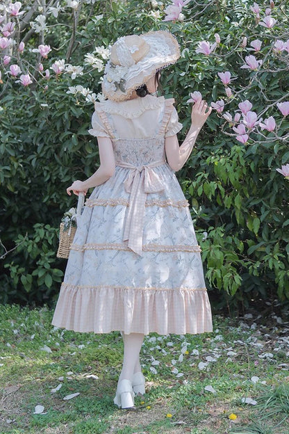 Classic Designed Dress in a Timeless Cut