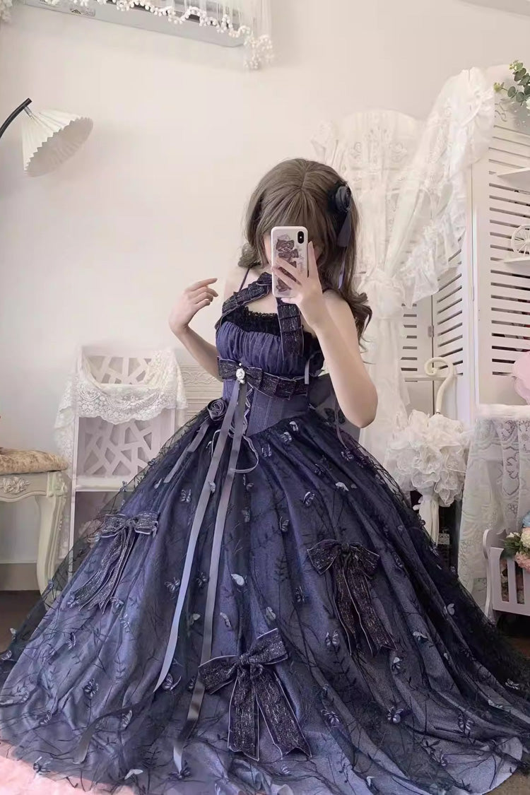 Finely Styled Dress with a Classic Vintage Look