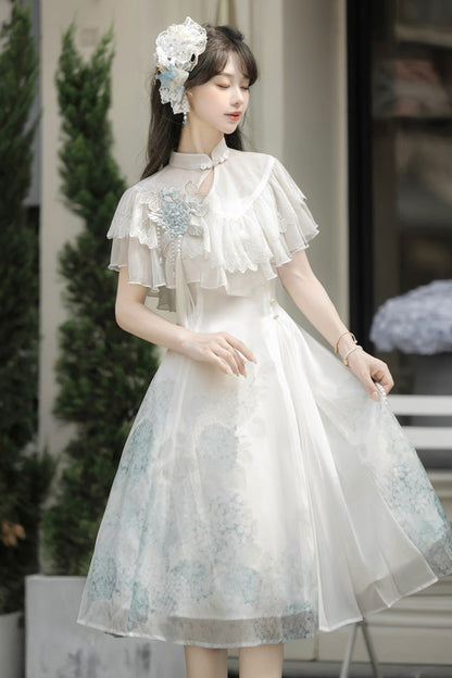 Finely Styled Dress with a Classic Vintage Look