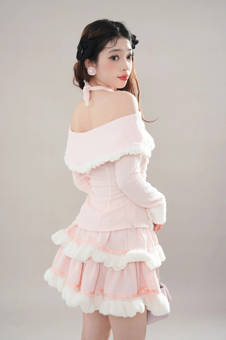 Effortlessly Elegant Top with a Timeless Design
