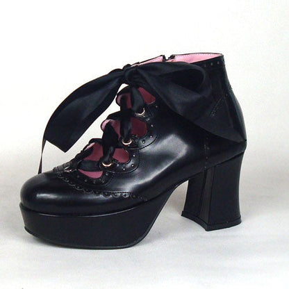 Thoughtfully Designed Shoes in a Timeless Style