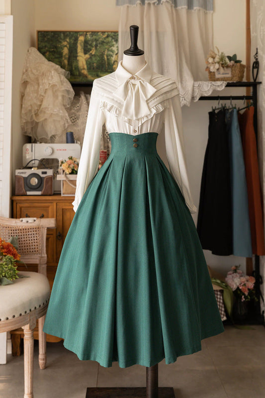 Finely Styled Garment with a Classic Vintage Look