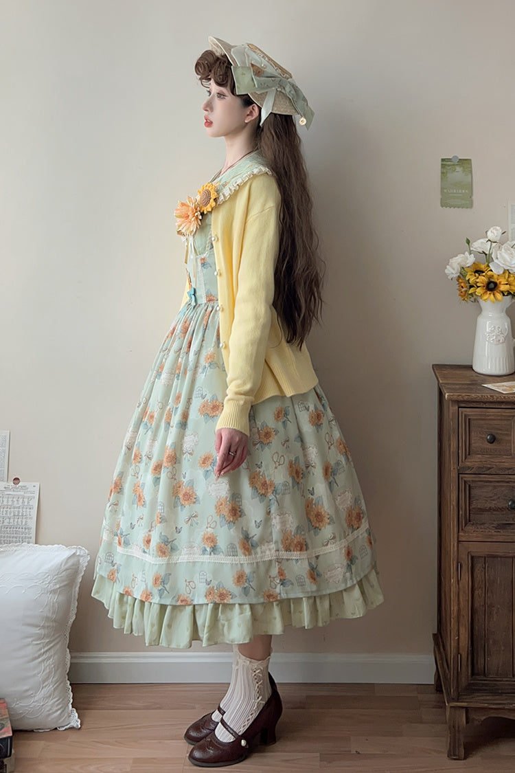 Finely Styled Dress with a Classic Vintage Look