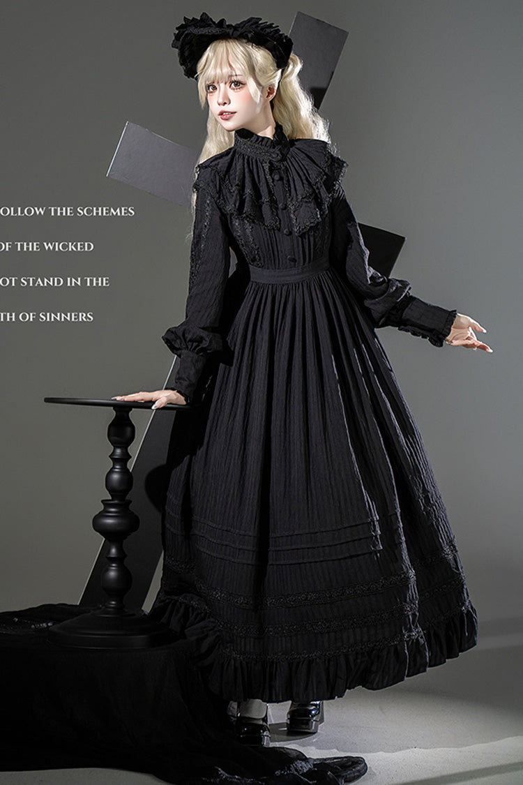 Thoughtfully Designed Dress in a Timeless Style