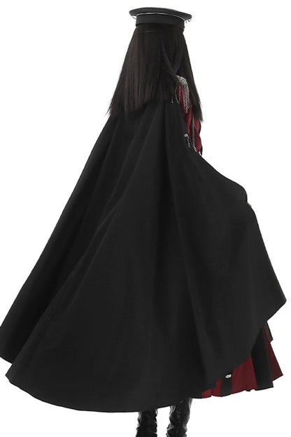 Subtly Elegant Dress with a Refined Vintage Look