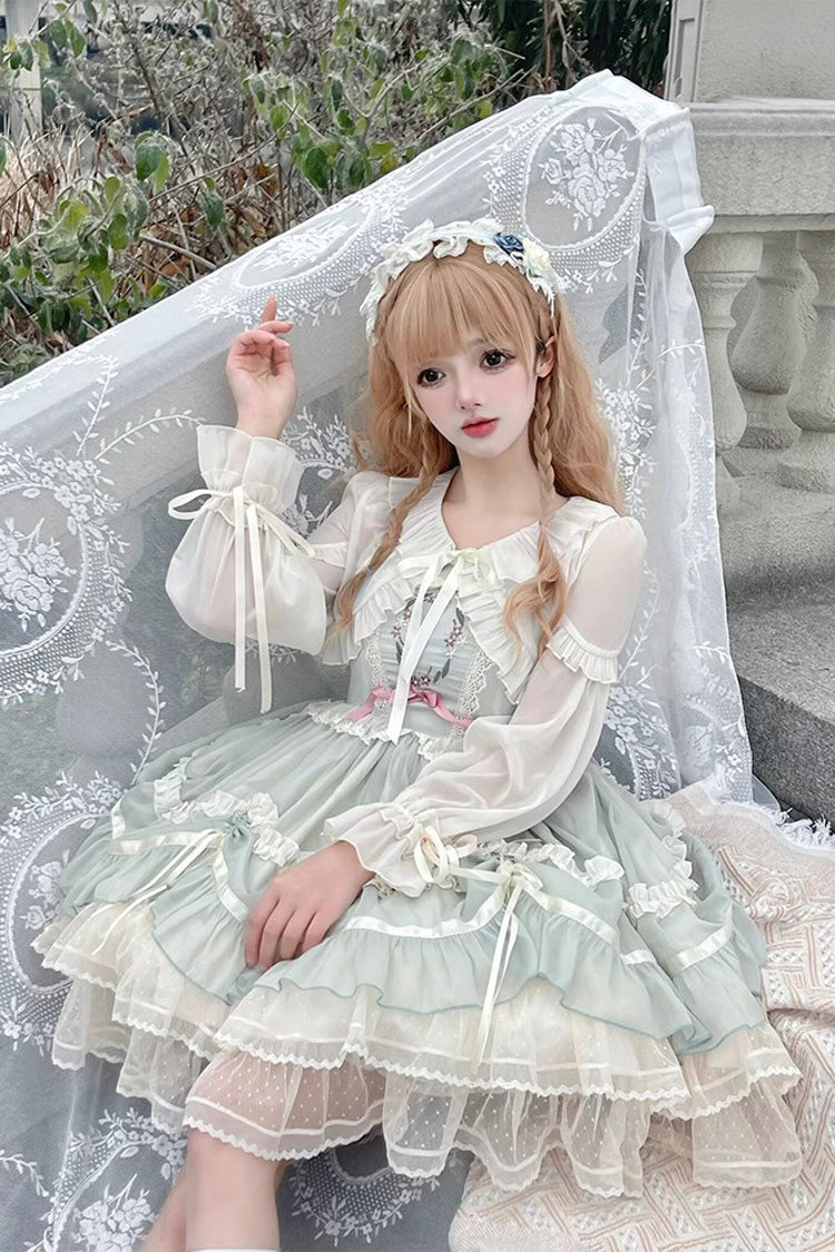 Finely Styled Dress with a Classic Vintage Look
