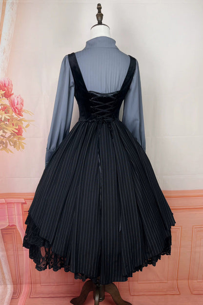 Casually Elegant Dress with a Refined Edge