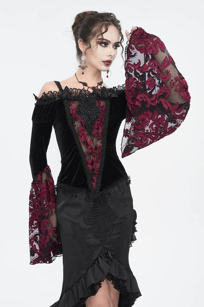 Beautifully Crafted Blouse in a Classic Style