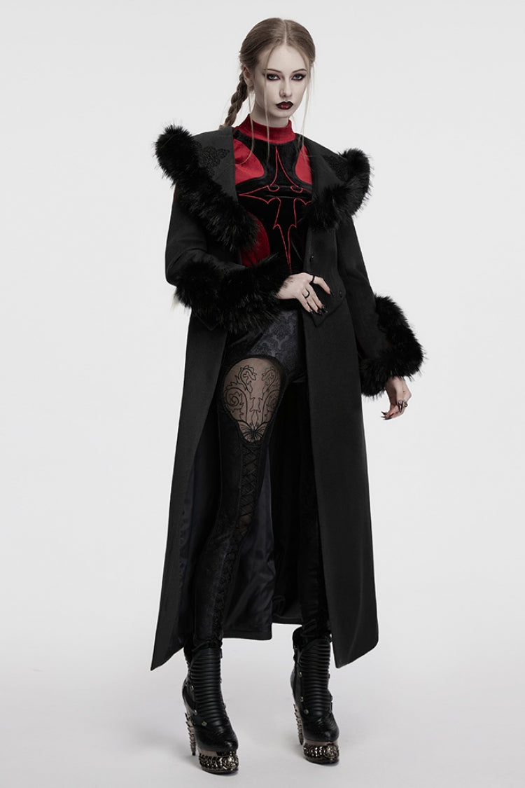 Beautifully Finished Coat in a Timeless Design