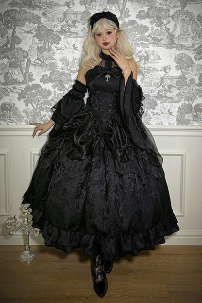 Finely Styled Dress with a Classic Vintage Look