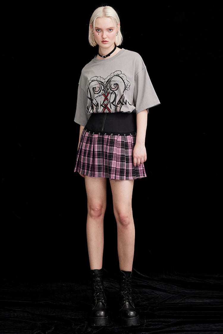 Finely Styled Garment with a Classic Vintage Look