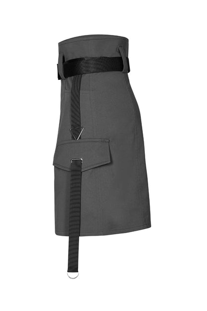 Sophisticated Garment with a Clean Classic Look