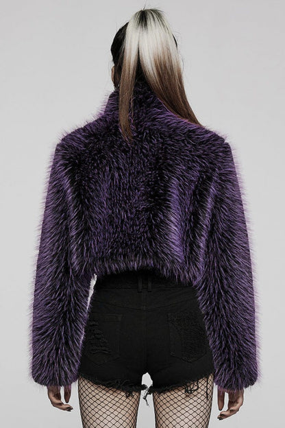 Subtly Elegant Coat with a Refined Vintage Look