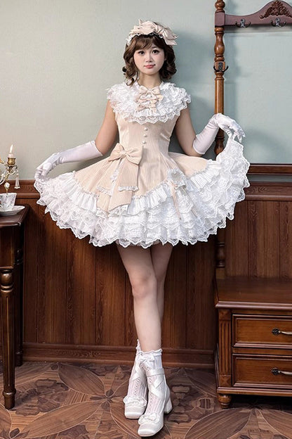 Classic Vintage Dress with a Flattering Fit