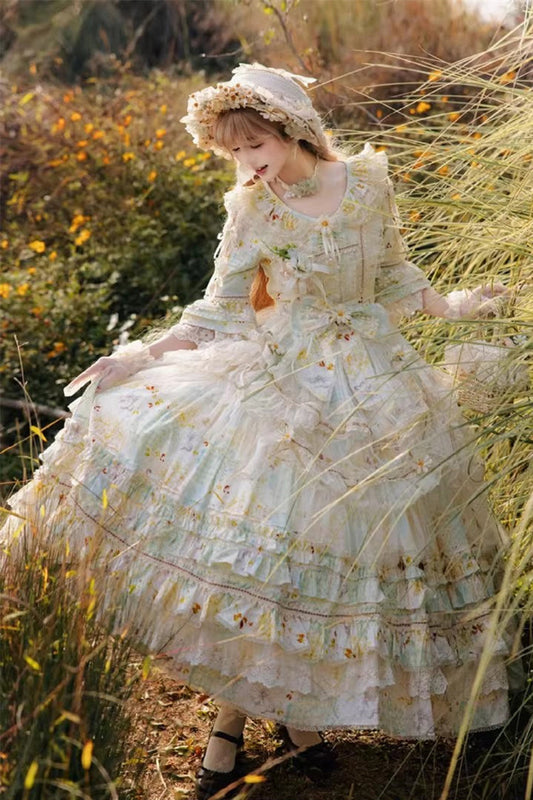 Beautifully Crafted Dress in a Classic Style