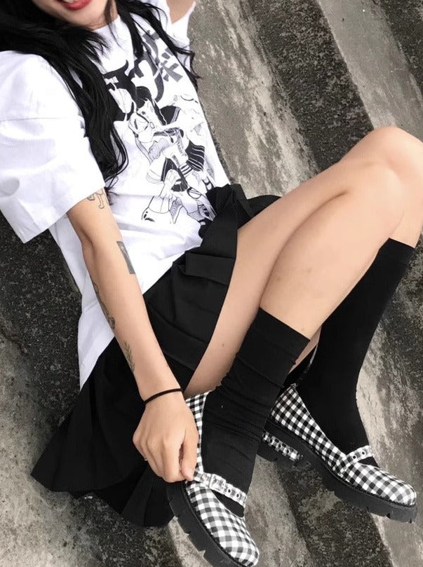 Merry Monochrome Belt Check Heels
