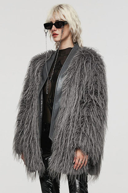 Beautifully Finished Coat in a Timeless Design