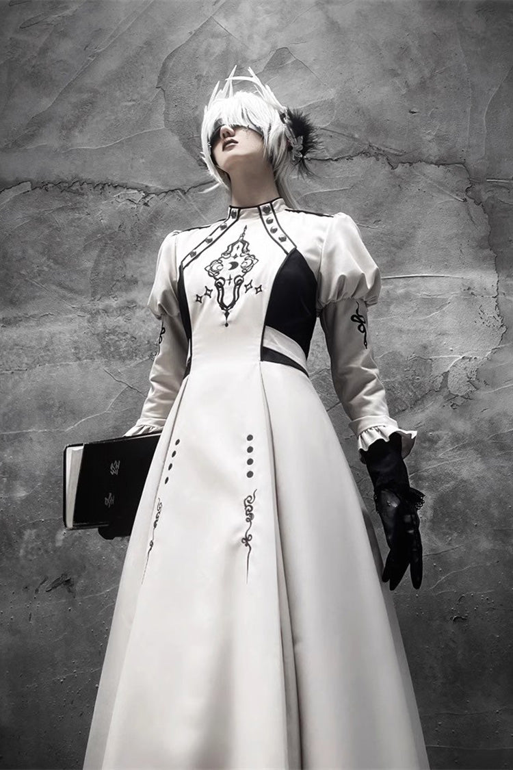 Sophisticated Dress with a Clean Classic Look
