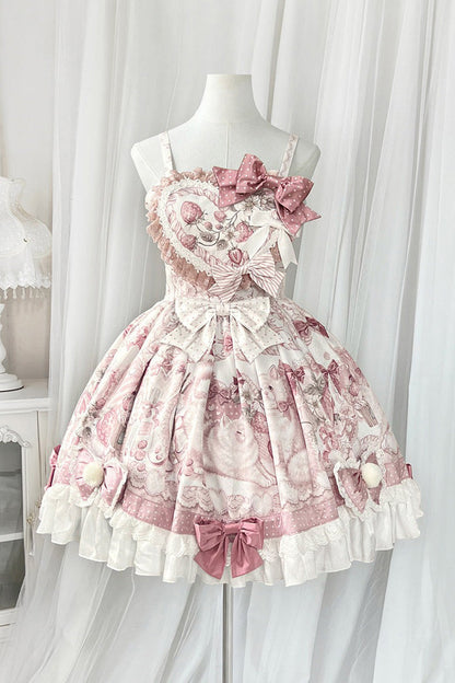 Finely Styled Dress with a Classic Vintage Look