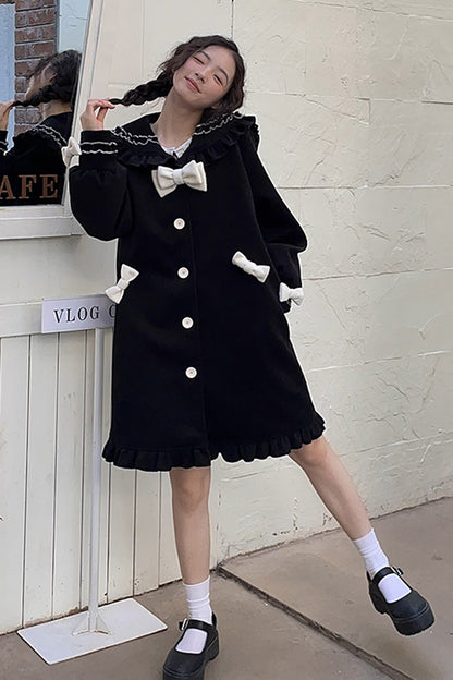 Classic Vintage Coat with a Flattering Fit