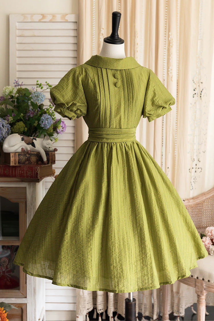 Subtly Elegant Dress with a Refined Vintage Look