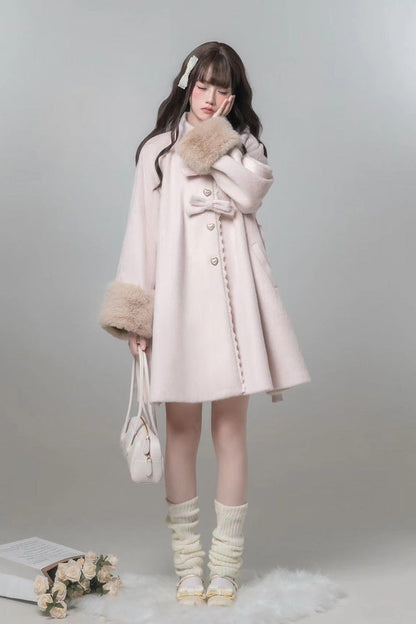 Elegantly Styled Coat for Everyday Wear