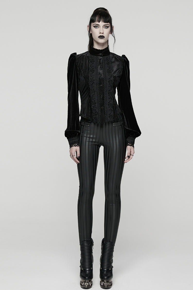 Beautifully Crafted Blouse in a Classic Style