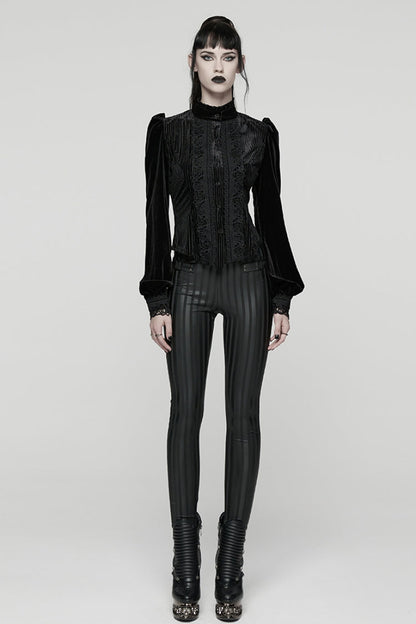 Beautifully Crafted Blouse in a Classic Style