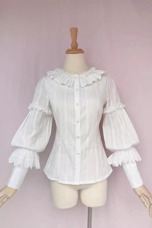 Elegantly Styled Blouse for Everyday Wear
