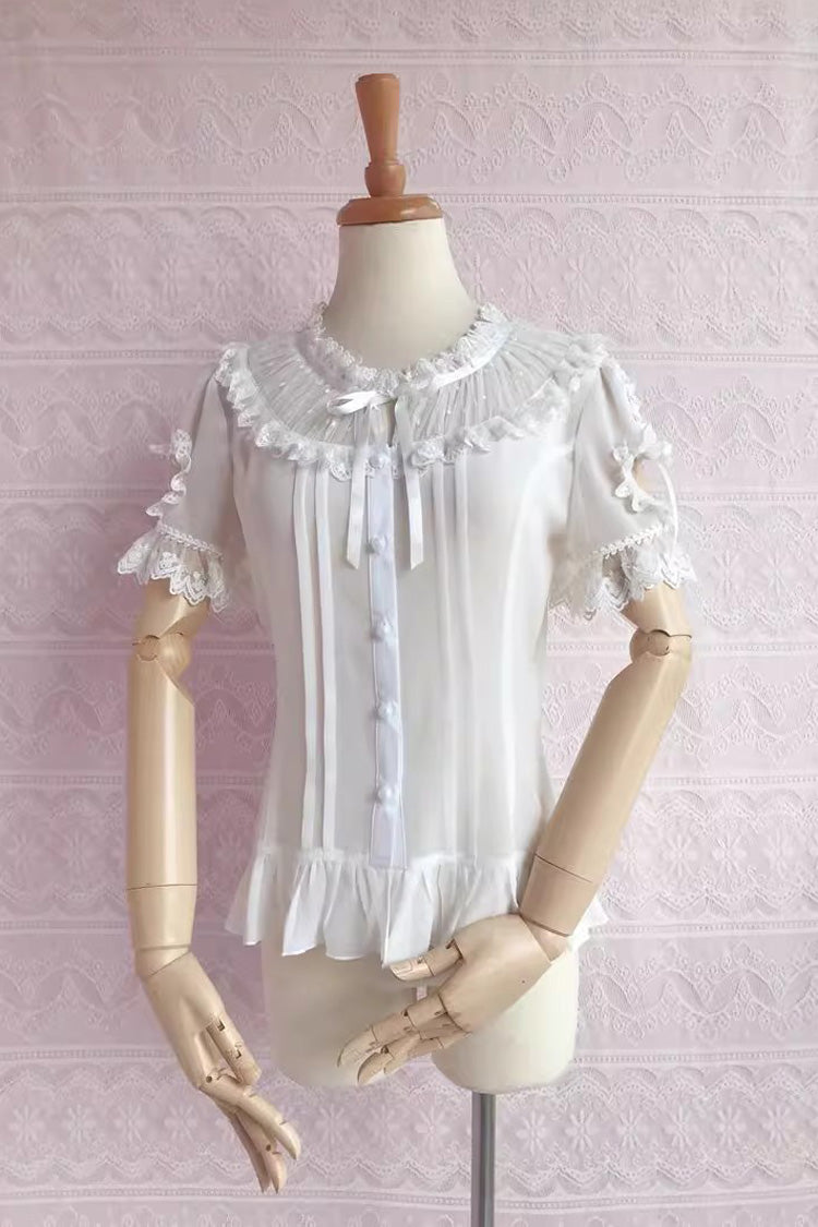 Finely Styled Blouse with a Classic Vintage Look