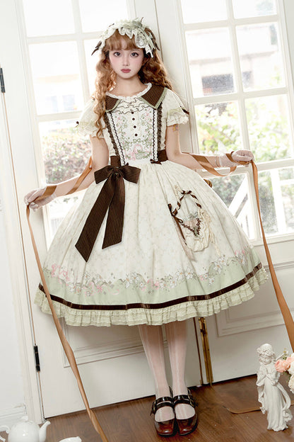 Subtly Elegant Dress with a Refined Vintage Look
