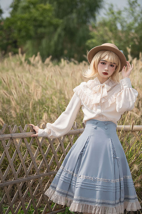 Finely Styled Garment with a Classic Vintage Look