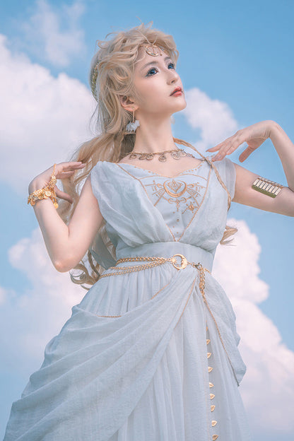 Thoughtfully Designed Dress in a Timeless Style