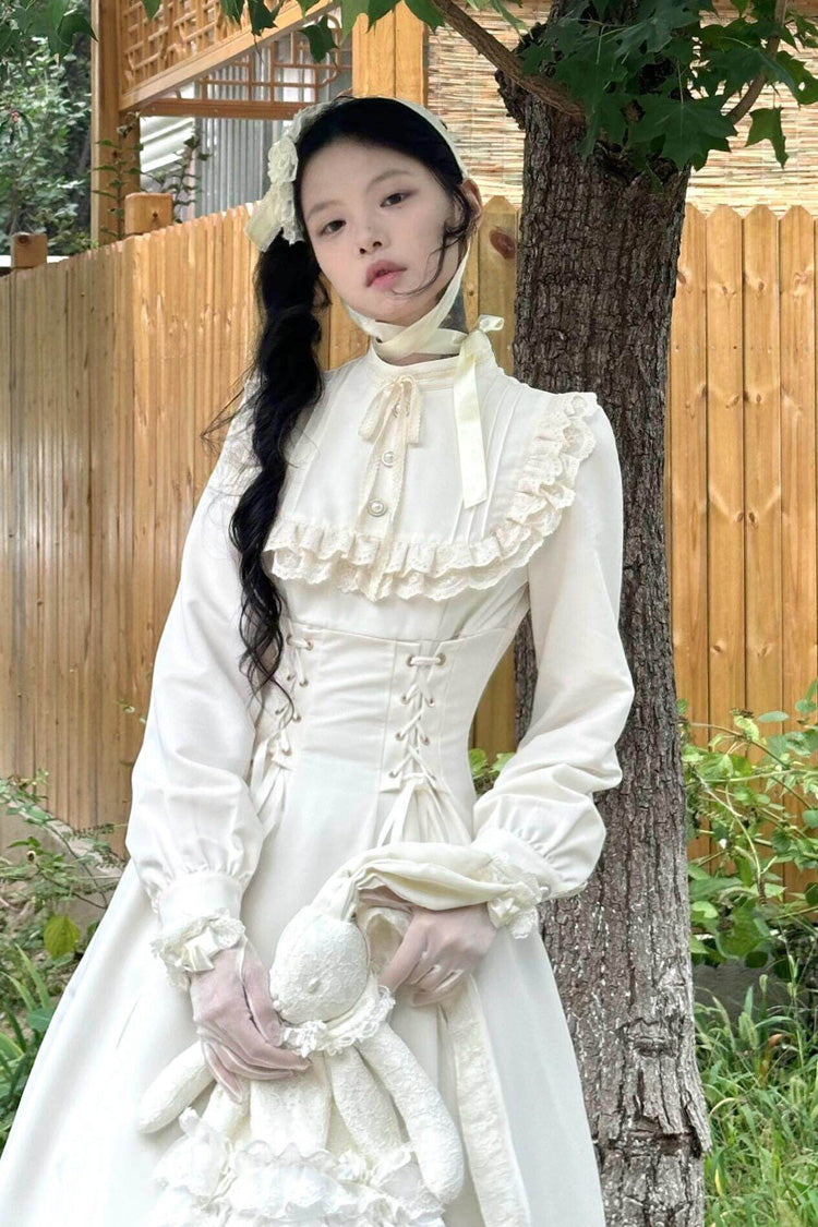 Beautifully Crafted Dress in a Classic Style
