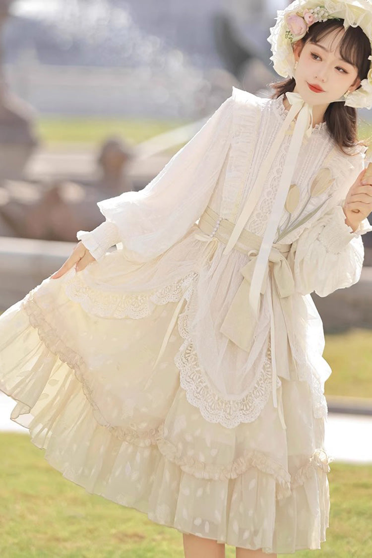 Beautifully Crafted Dress in a Classic Style