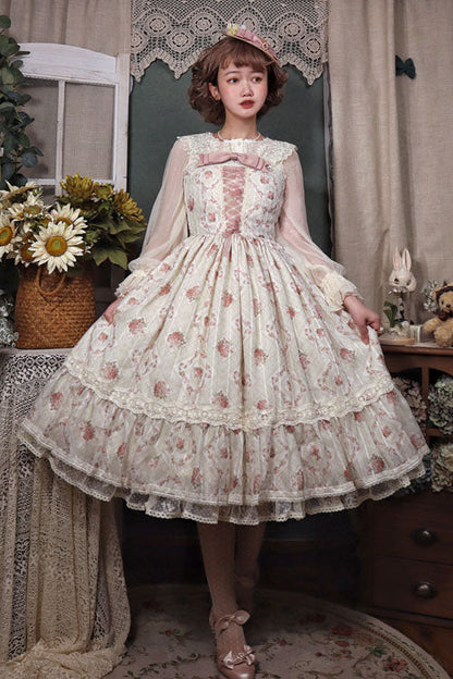 Subtly Elegant Dress with a Refined Vintage Look