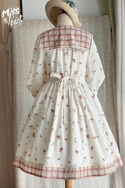 Sophisticated Dress with a Clean Classic Look