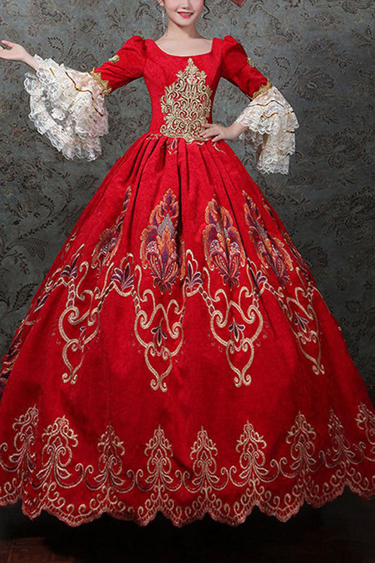 Finely Styled Dress with a Classic Vintage Look