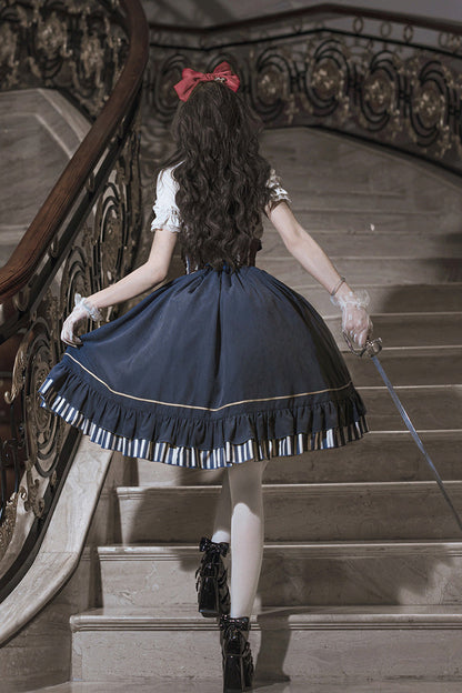 Beautifully Finished Garment in a Timeless Design