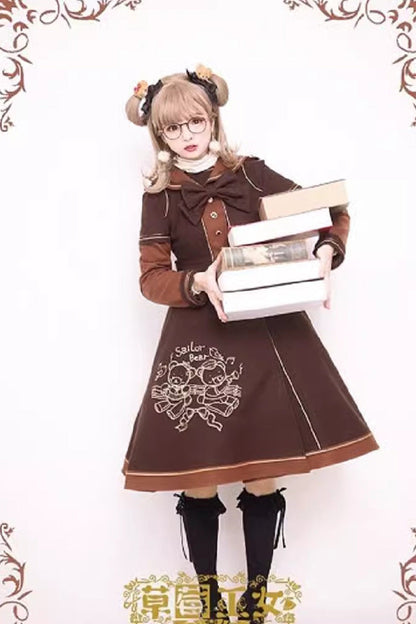 Classic Vintage Coat with a Flattering Fit