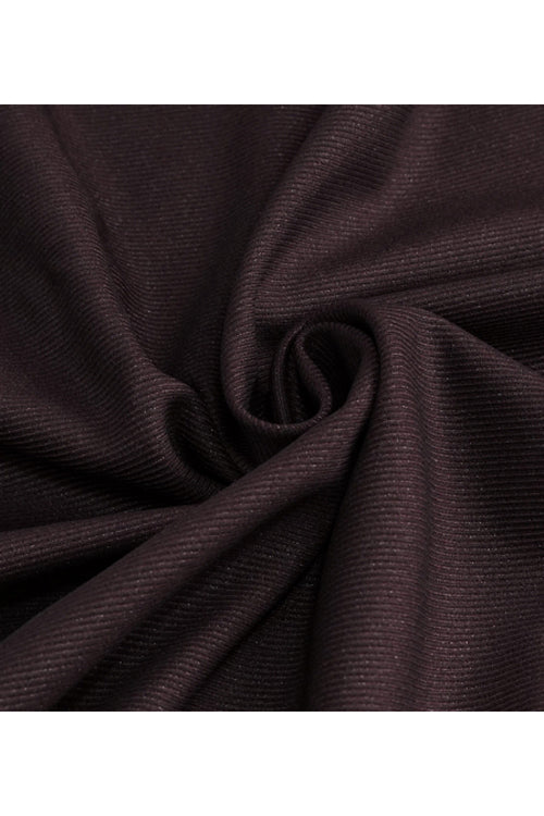 Effortlessly Elegant Pants with a Timeless Design