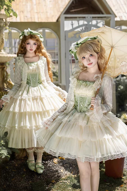Vintage Style Dress with a Modern Fit