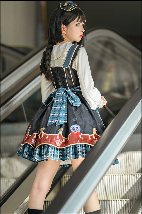 Classic Vintage Dress with a Flattering Fit
